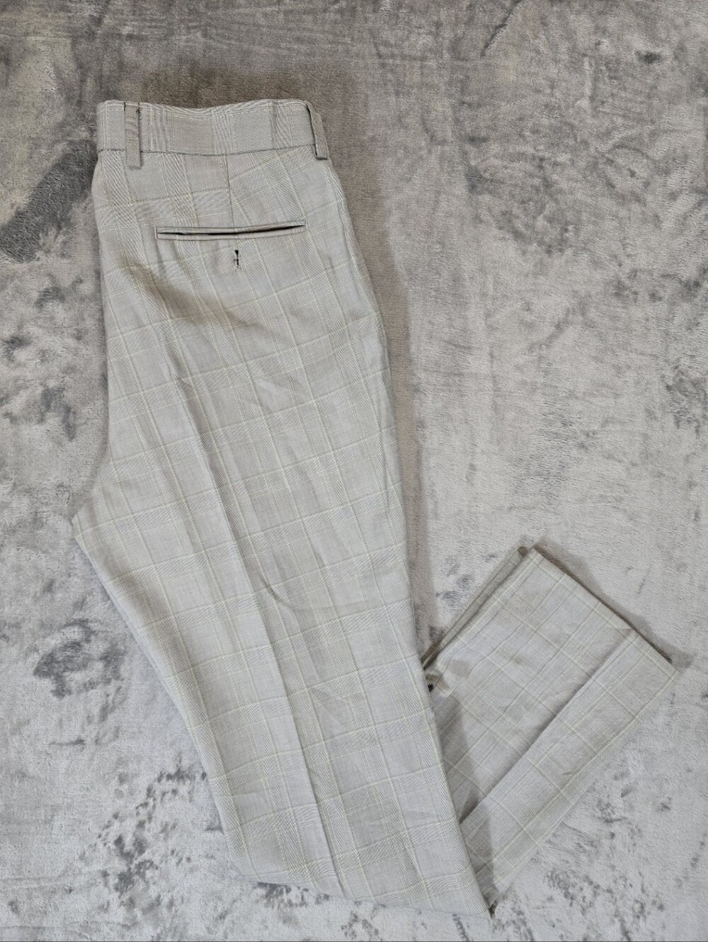 Mark Ecko " Well Hung " Pleated Dress Pants Trousers Checkered Gray Size 34x33